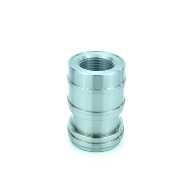 Microbewerking Prothesebeen met CNC-precisie draaien en frezen Protheseonderdeel