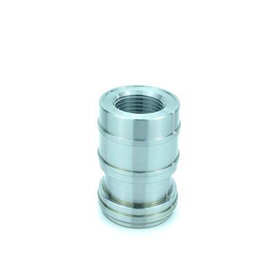 Microbewerking Prothesebeen met CNC-precisie draaien en frezen Protheseonderdeel