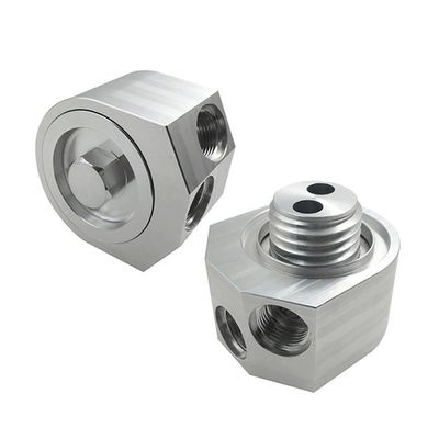 CNC-bewerkingen voor het draaien, frezen en bewerken van onderdelen voor machinebouw uit roestvast staal
