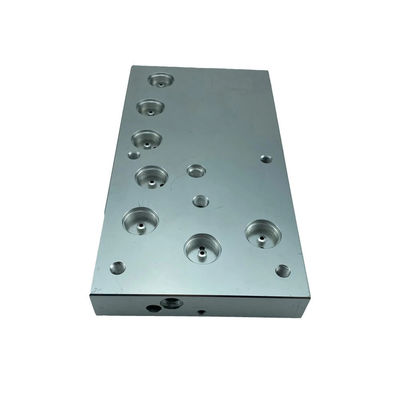 Investeringsgietservicehoofden Automatische aluminium toetsenbordbak met etsen/chemische bewerking